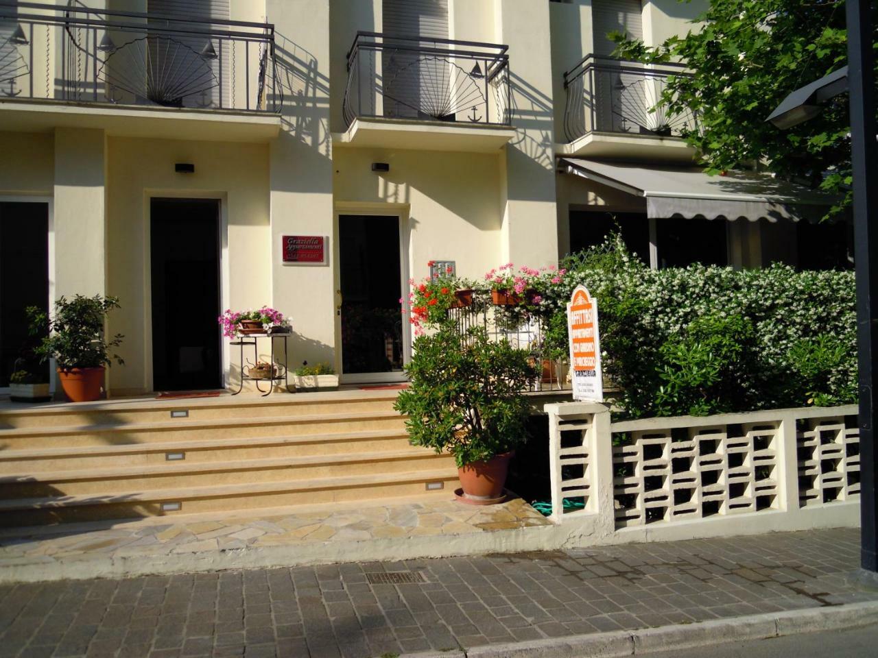 Graziella Residence Appartamenti Gabicce Mare Dış mekan fotoğraf